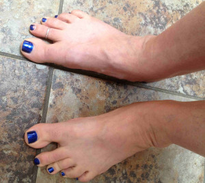 What weird looking feet!